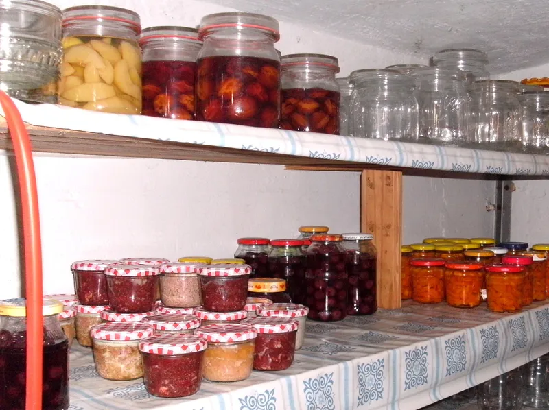 pantry shelves jars